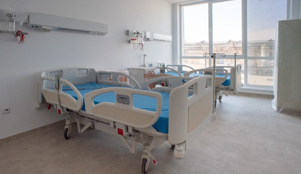 Covor PVC, tapet PVC, mana curenta, Clinica medicală „Sfântul Nicolae”, Botoșani